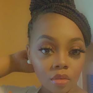 Meet your Posher, Alisha